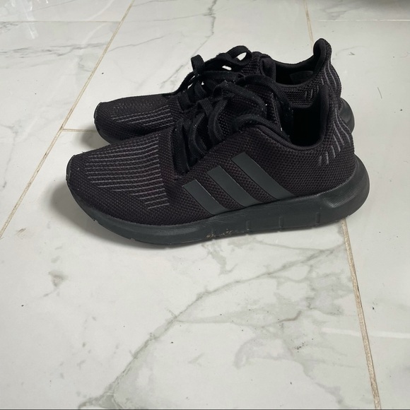 Adidas Kids Swift Run - Picture 3 of 10